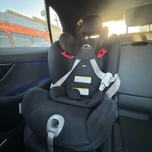 Cybex Eternis S Convertible Car Seat for Kids - Black